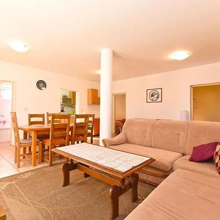 Apartamento Josip 1562