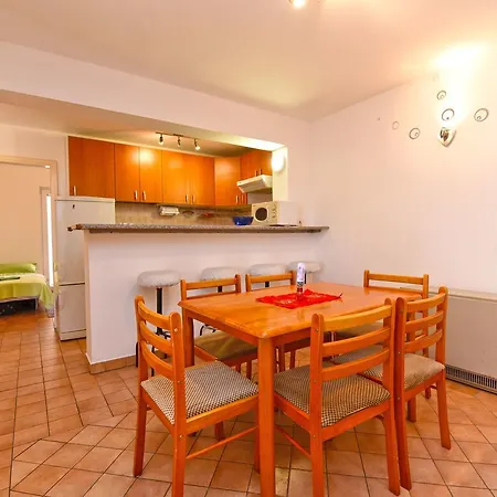 Apartamento Josip 1562