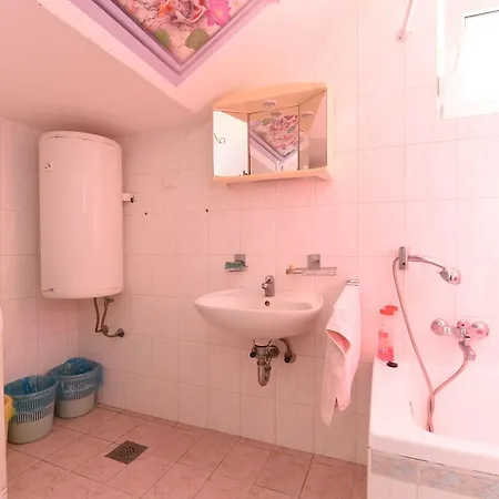 Josip 1562 Apartament Pula