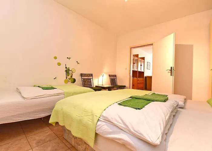 Josip 1562 Apartment Pula